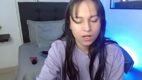 Snapshot of eymmy_24 chatting on September 11, 2025, 12:38 pm eymmy_24 online show from September 11, 2025, 12:38 pm