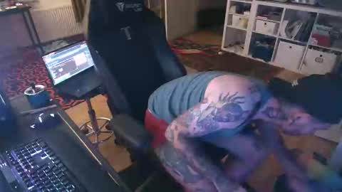 Eytab online show from September 8, 2025, 9:03 pm