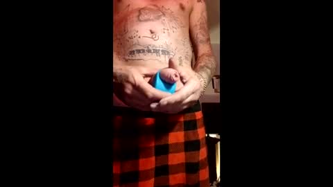 ezekielll1999 online show from May 15, 2026, 7:21 pm