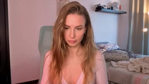  if you dont have fansly account yet use this link to registration    online show from February 18, 2026, 9:05 am