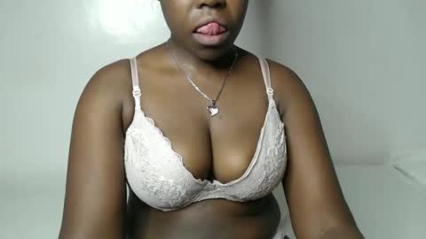 Miss Fabby online show from October 22, 2025, 9:20 am