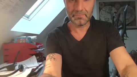 fabfab012345 online show from June 7, 2026, 5:22 am