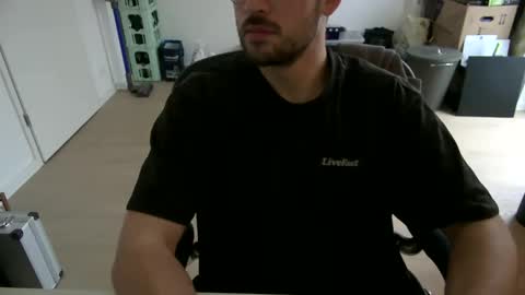 Snapshot of fabian_196 chatting on November 19, 2025, 12:05 pm Call me bitch online show from November 19, 2025, 12:05 pm