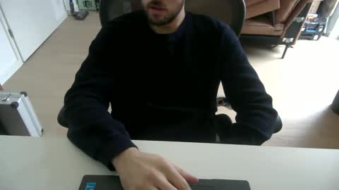 Snapshot of fabian_196 chatting on December 17, 2025, 11:05 am Call me bitch online show from December 17, 2025, 11:05 am