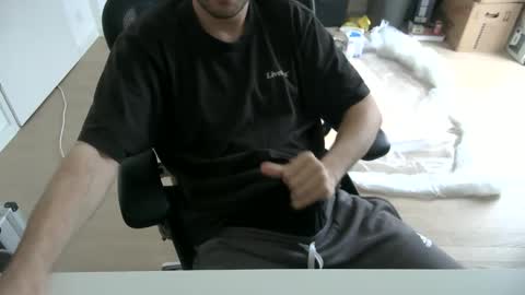 Snapshot of fabian_196 chatting on March 13, 2026, 11:06 am Call me bitch online show from March 13, 2026, 11:06 am