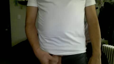 Fabian Bartolo online show from June 15, 2026, 11:29 pm