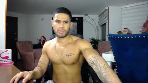 Snapshot of fabilatindick20 chatting on December 4, 2024, 6:22 am Fabian online show from December 4, 2024, 6:22 am