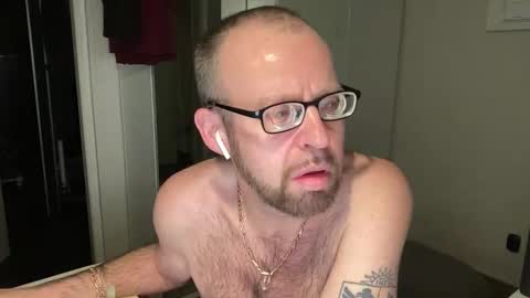 fabiothick online show from October 31, 2025, 9:49 pm