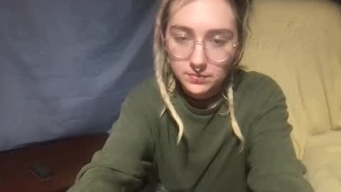 Fae online show from December 14, 2024, 5:51 am