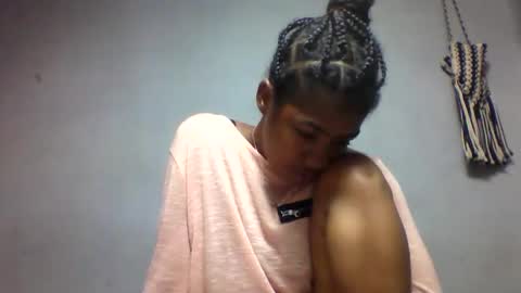 faiqua95 online show from April 8, 2026, 5:24 pm