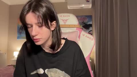 Snapshot of fairy_bloomix chatting on September 22, 2025, 5:48 pm Bloom  online show from September 22, 2025, 5:48 pm