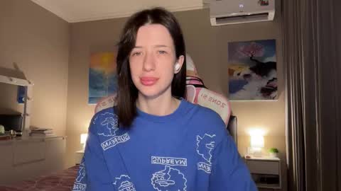 Snapshot of fairy_bloomix chatting on October 22, 2025, 9:20 am Bloom  online show from October 22, 2025, 9:20 am