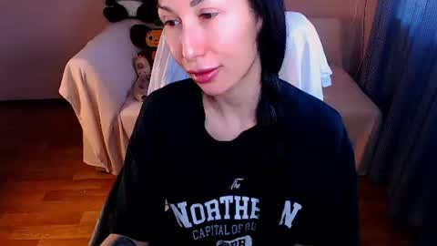 Snapshot of fairy_elli_hot chatting on July 5, 2026, 3:19 pm Elli online show from July 5, 2026, 3:19 pm
