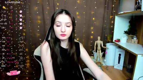 Snapshot of fairy_m00n chatting on December 30, 2024, 3:13 pm Kate online show from December 30, 2024, 3:13 pm