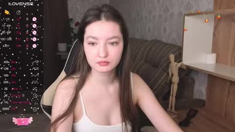 Snapshot of fairy_m00n chatting on November 3, 2025, 11:59 pm Kate online show from November 3, 2025, 11:59 pm