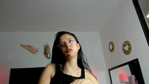 Natalye online show from April 10, 2026, 11:20 pm