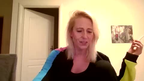 Fairy NightMary online show from November 12, 2025, 5:57 pm