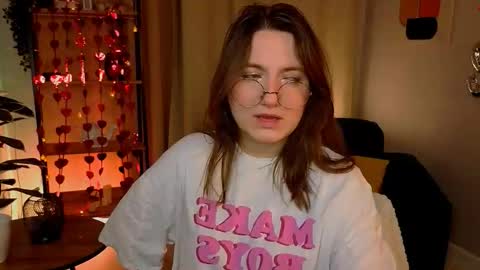 Snapshot of fairy_tara chatting on February 22, 2026, 9:35 pm Tara online show from February 22, 2026, 9:35 pm