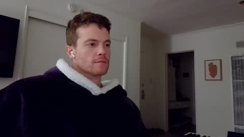 Snapshot of fairybae5 chatting on March 9, 2025, 7:56 am Travis online show from March 9, 2025, 7:56 am