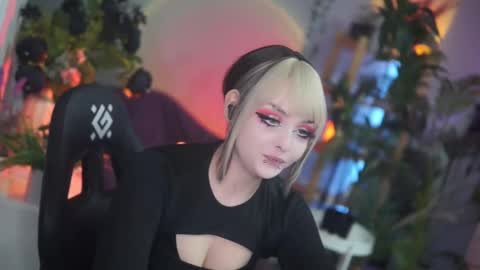 Snapshot of faith_chan chatting on October 19, 2025, 2:12 am faith_chan online show from October 19, 2025, 2:12 am