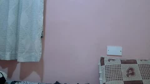faizah_ online show from June 16, 2026, 3:14 pm