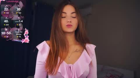 Erika online show from November 26, 2025, 7:20 am