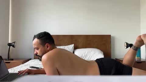 Snapshot of falkor_xl chatting on March 19, 2026, 10:14 pm Falkor online show from March 19, 2026, 10:14 pm