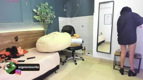 Megan    630  1330 -5 online show from March 30, 2026, 11:55 am