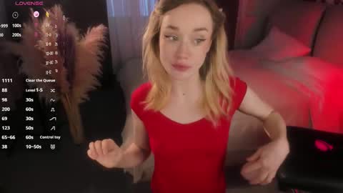 fancyamelia online show from November 14, 2025, 1:10 pm