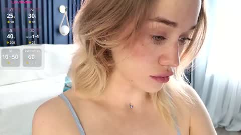 fancyamelia online show from June 14, 2026, 1:57 pm