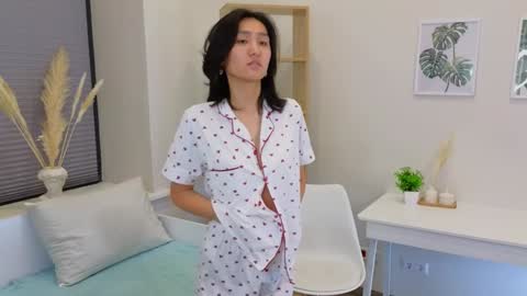 Eva online show from December 30, 2024, 1:26 am