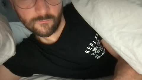 Snapshot of fantacyland chatting on October 14, 2025, 7:42 am Alex online show from October 14, 2025, 7:42 am