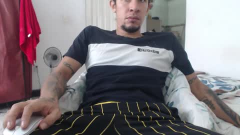 Snapshot of fantasieshotcouple chatting on September 29, 2025, 7:08 pm fantasieshotcouple online show from September 29, 2025, 7:08 pm