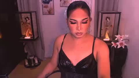 YOUR DOMINA KRISTINE online show from December 21, 2025, 8:05 pm