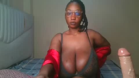 Snapshot of fantasymelons1 chatting on April 5, 2026, 5:37 am Fantasy melons online show from April 5, 2026, 5:37 am