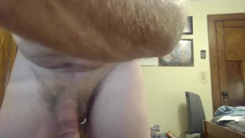 Snapshot of farboy64 chatting on November 13, 2025, 5:06 am farboy64 online show from November 13, 2025, 5:06 am