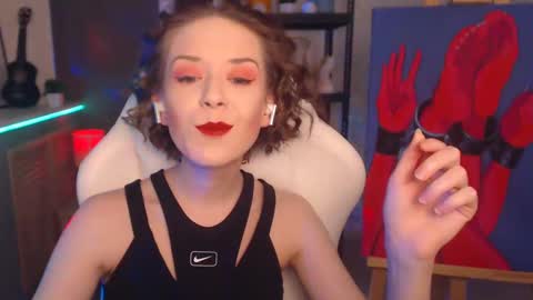 Fascinating   Eyes online show from March 7, 2025, 4:24 am