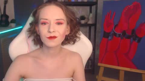 Fascinating   Eyes online show from September 15, 2025, 9:26 pm