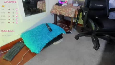 Snapshot of fatass_420 chatting on February 20, 2025, 9:31 pm Johan online show from February 20, 2025, 9:31 pm