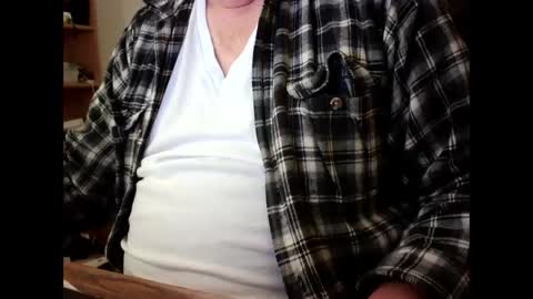 Snapshot of fatbellyitalian chatting on December 10, 2024, 11:32 am fatbellyitalian online show from December 10, 2024, 11:32 am