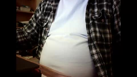 Snapshot of fatbellyitalian chatting on December 19, 2024, 11:39 am fatbellyitalian online show from December 19, 2024, 11:39 am