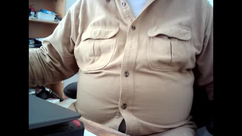 Snapshot of fatbellyitalian chatting on December 25, 2024, 3:06 pm fatbellyitalian online show from December 25, 2024, 3:06 pm