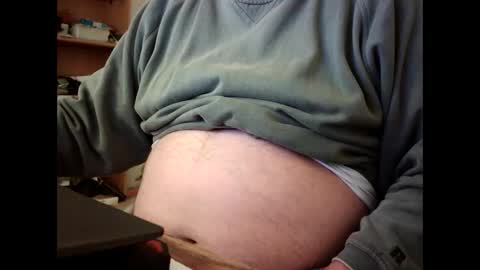 Snapshot of fatbellyitalian chatting on December 26, 2024, 11:43 am fatbellyitalian online show from December 26, 2024, 11:43 am