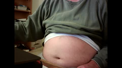 Snapshot of fatbellyitalian chatting on December 27, 2024, 11:39 am fatbellyitalian online show from December 27, 2024, 11:39 am