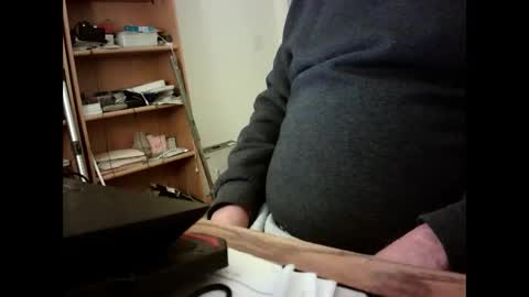 Snapshot of fatbellyitalian chatting on January 21, 2025, 11:03 am fatbellyitalian online show from January 21, 2025, 11:03 am