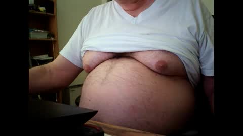 Snapshot of fatbellyitalian chatting on February 8, 2025, 5:50 pm fatbellyitalian online show from February 8, 2025, 5:50 pm