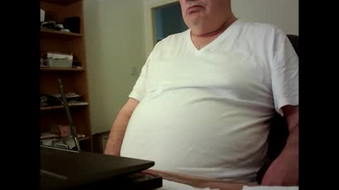 Snapshot of fatbellyitalian chatting on October 2, 2025, 11:50 am fatbellyitalian online show from October 2, 2025, 11:50 am