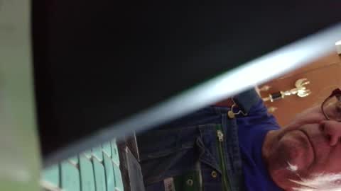 Fred. online show from October 9, 2025, 6:39 pm