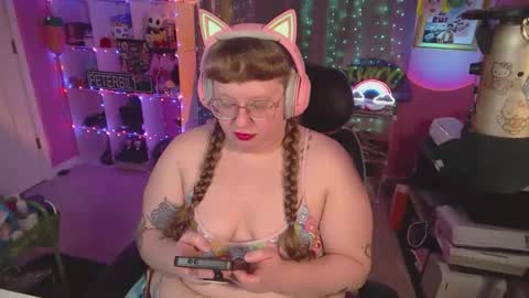 Snapshot of fatveronica chatting on February 2, 2026, 3:00 pm FatVeronica online show from February 2, 2026, 3:00 pm
