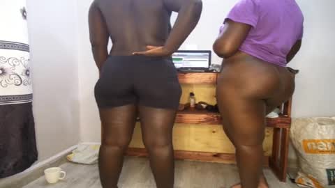 favgal online show from March 11, 2025, 9:34 am